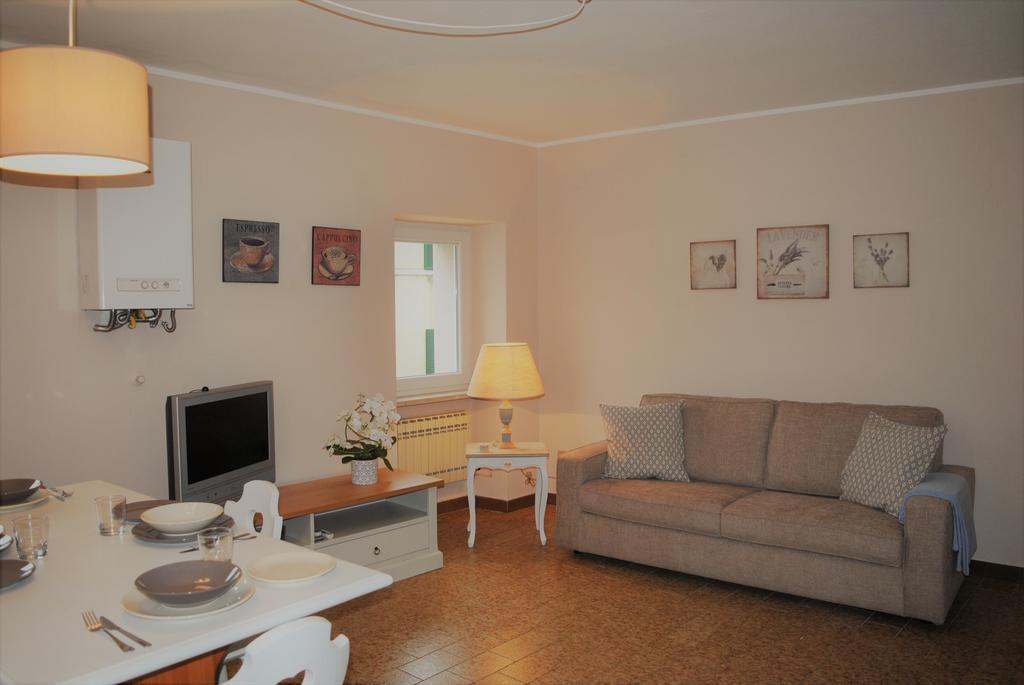 Appartamenti Del Borgo Гарда Екстериор снимка