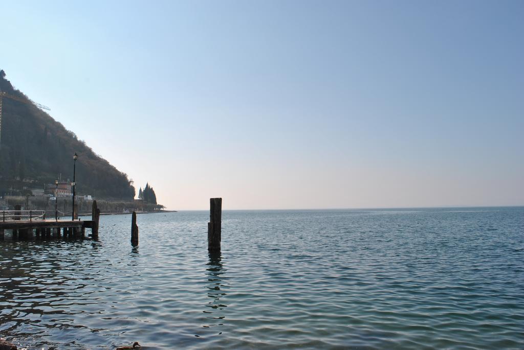 Appartamenti Del Borgo Гарда Екстериор снимка